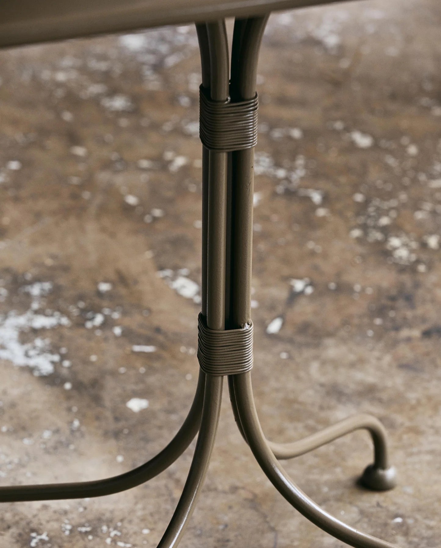 Nordal - OLIVO Gartentisch